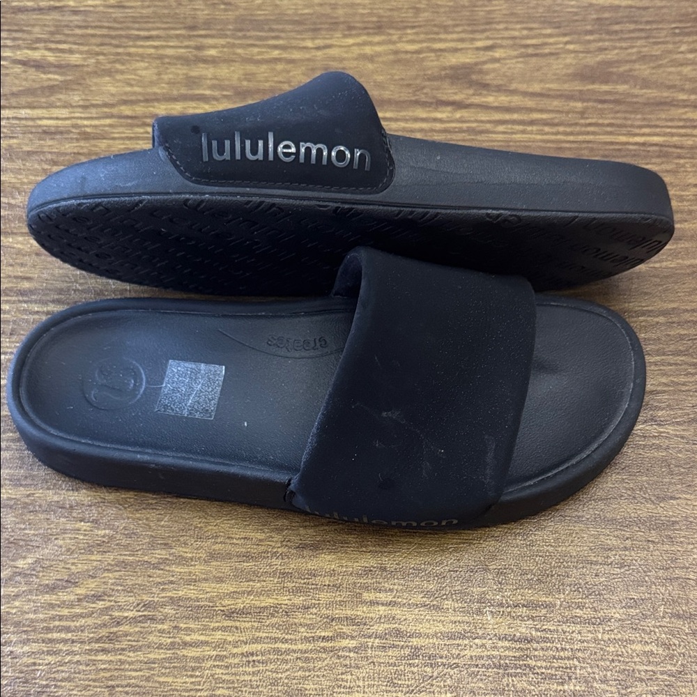 lululemon athletica Black Sandals